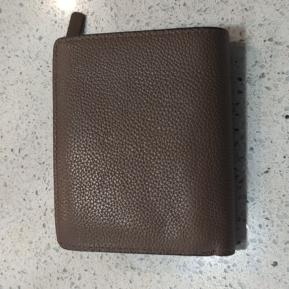Kate Spade wallet - Picture 5 of 6